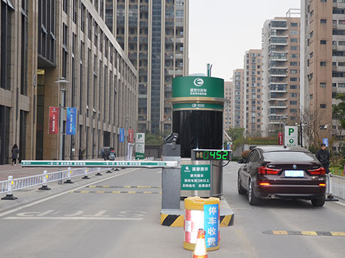 智慧停車場無感支付代理加盟好做嗎？